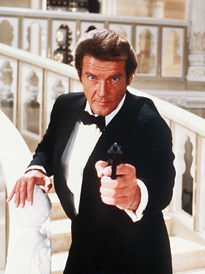 Roger Moore 007 